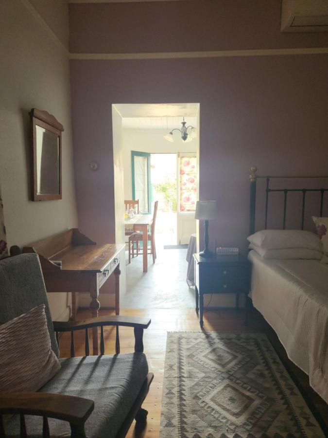 Die Dorpshuis Graaff-Reinet Екстериор снимка