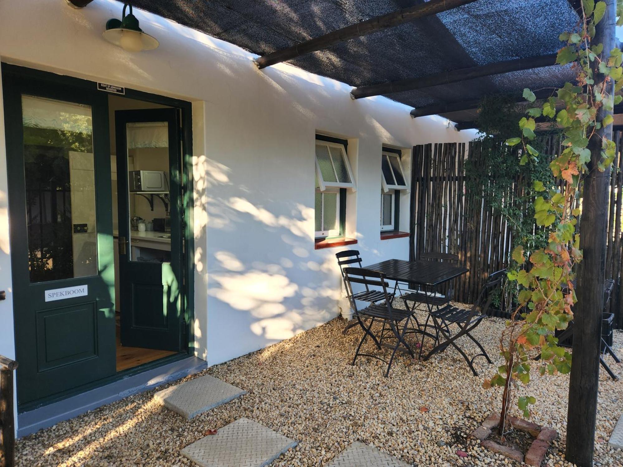 Die Dorpshuis Graaff-Reinet Екстериор снимка